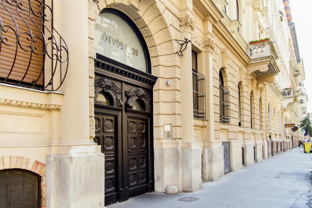Eoetvoes Apartman Budapest Room photo