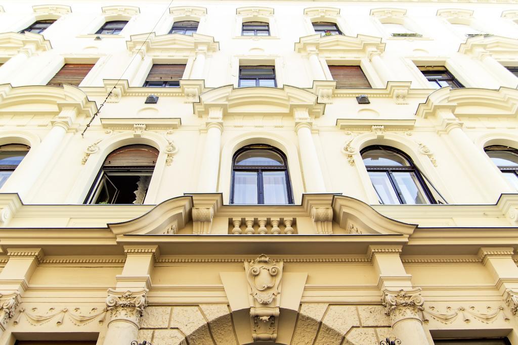 Eoetvoes Apartman Budapest Room photo