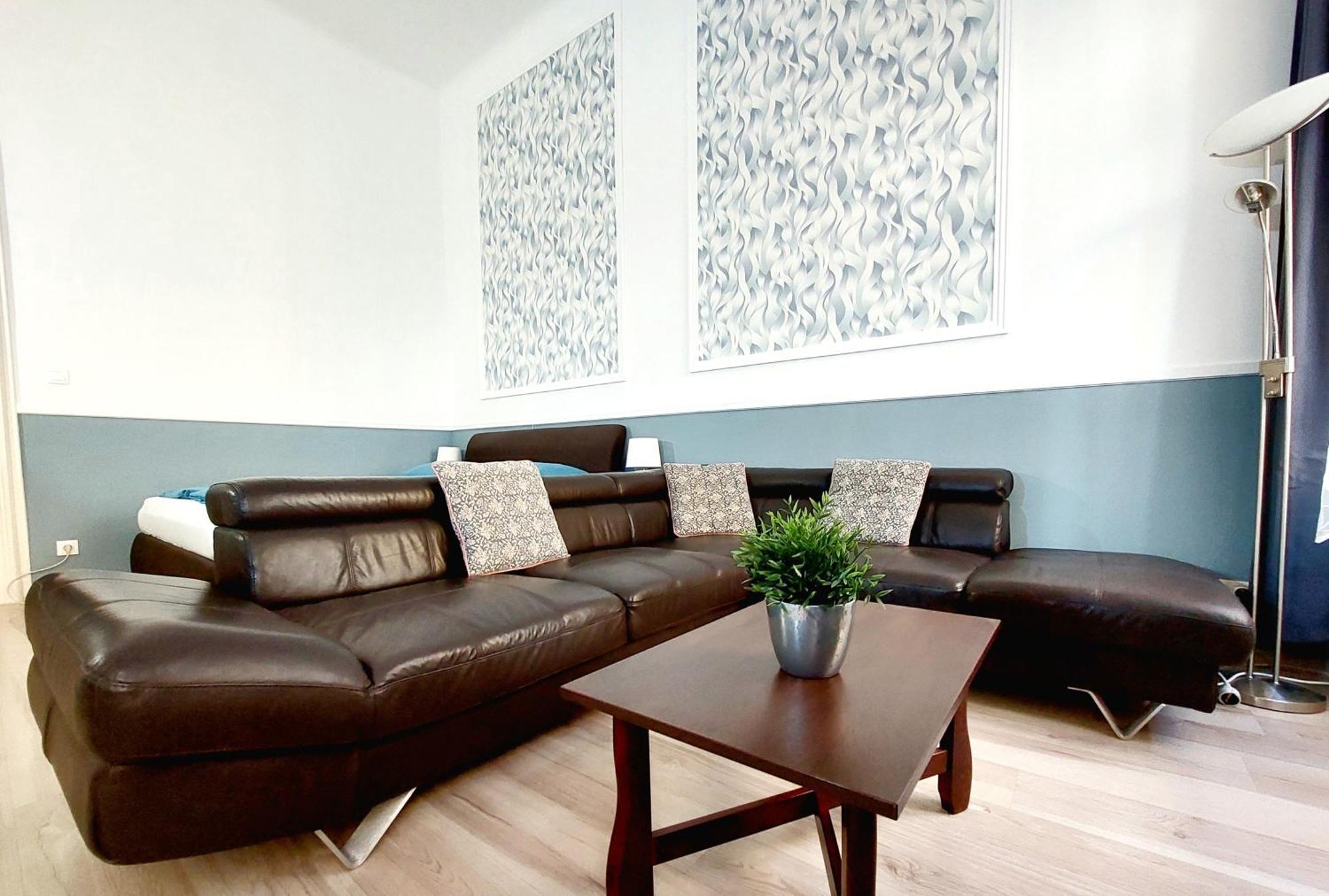 Eoetvoes Apartman Budapest Exterior photo